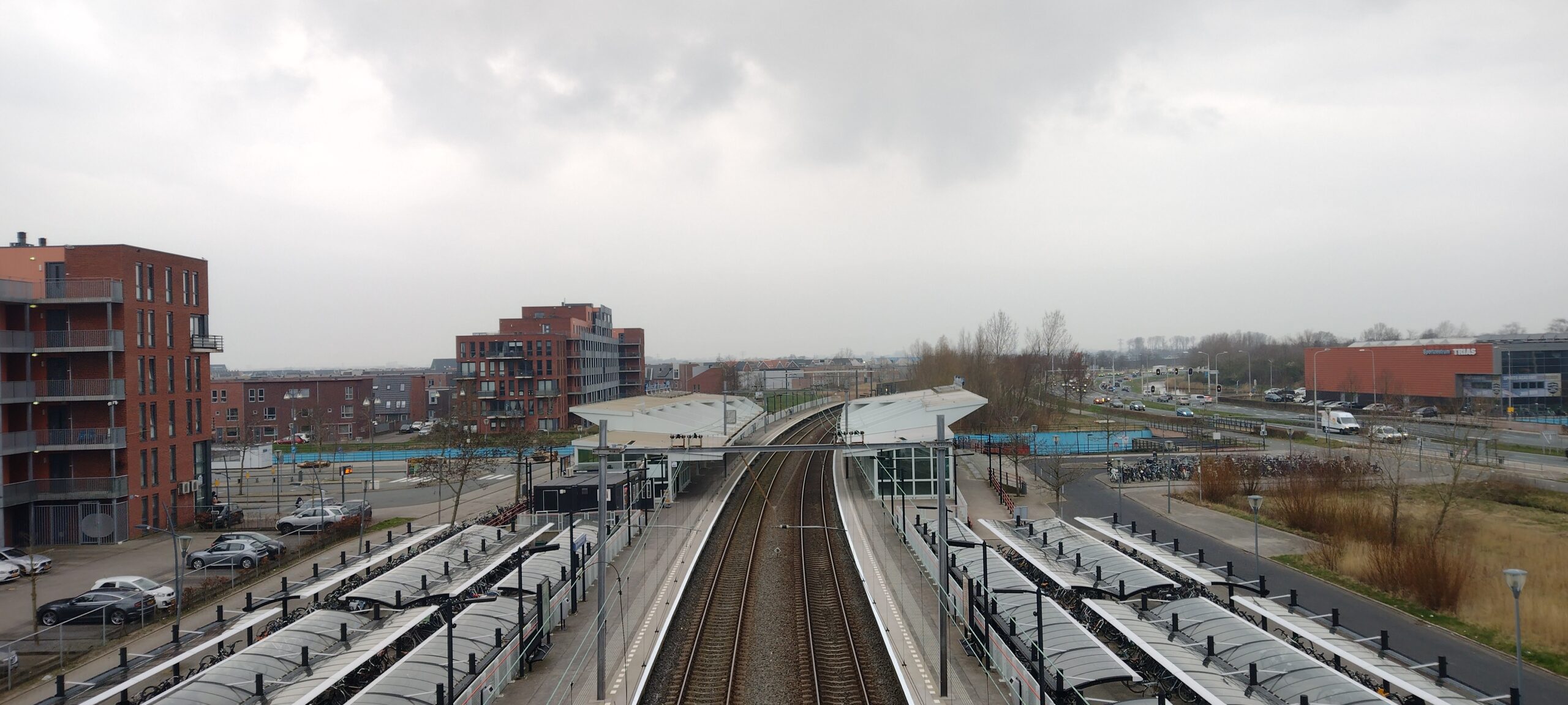 Verstedelijking in Krommenie en het behoud van het dorpse karakter